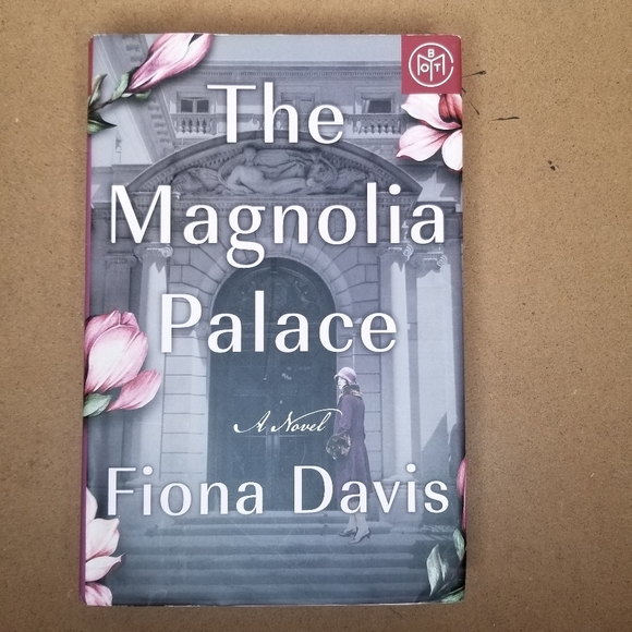 The Magnolia Palace : A Novel by Fiona Davis (2022, Hardcover) book - Picture 1 of 2